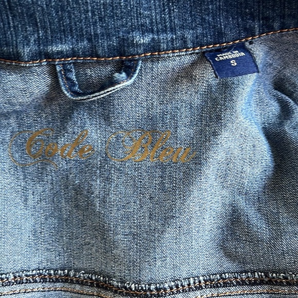 Jean jacket, in perfect condition!! - Picture 2 of 4